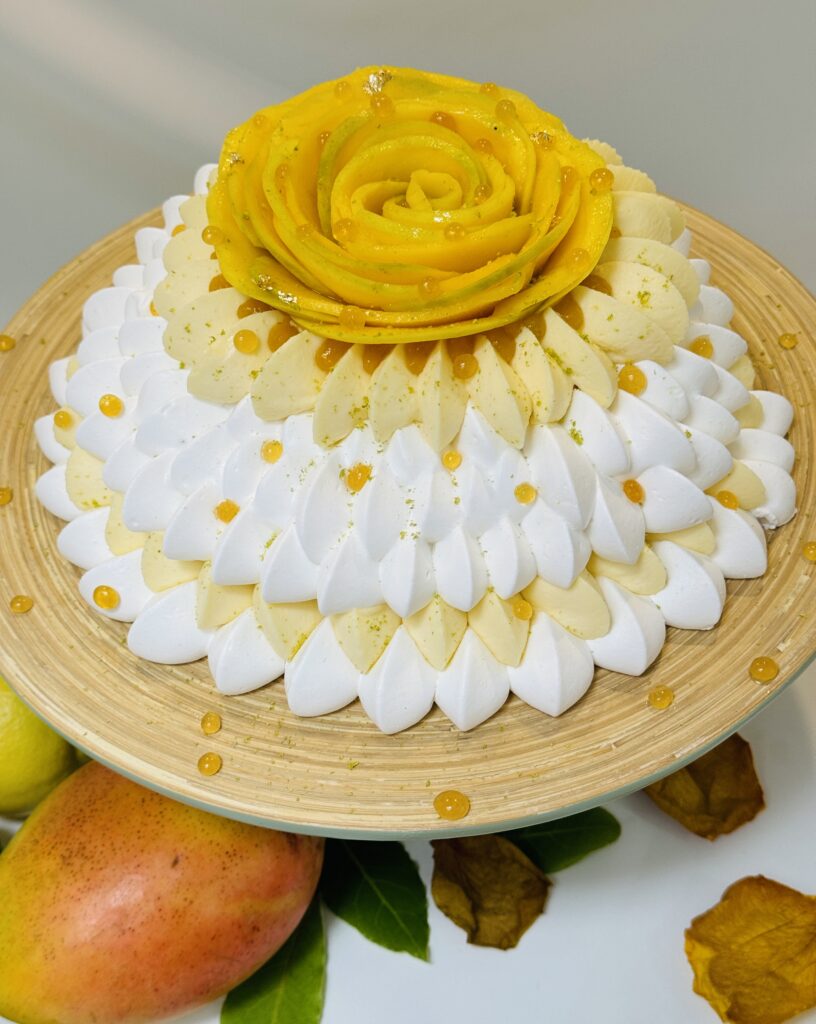 Babna's Mango Pavlova Gateaux